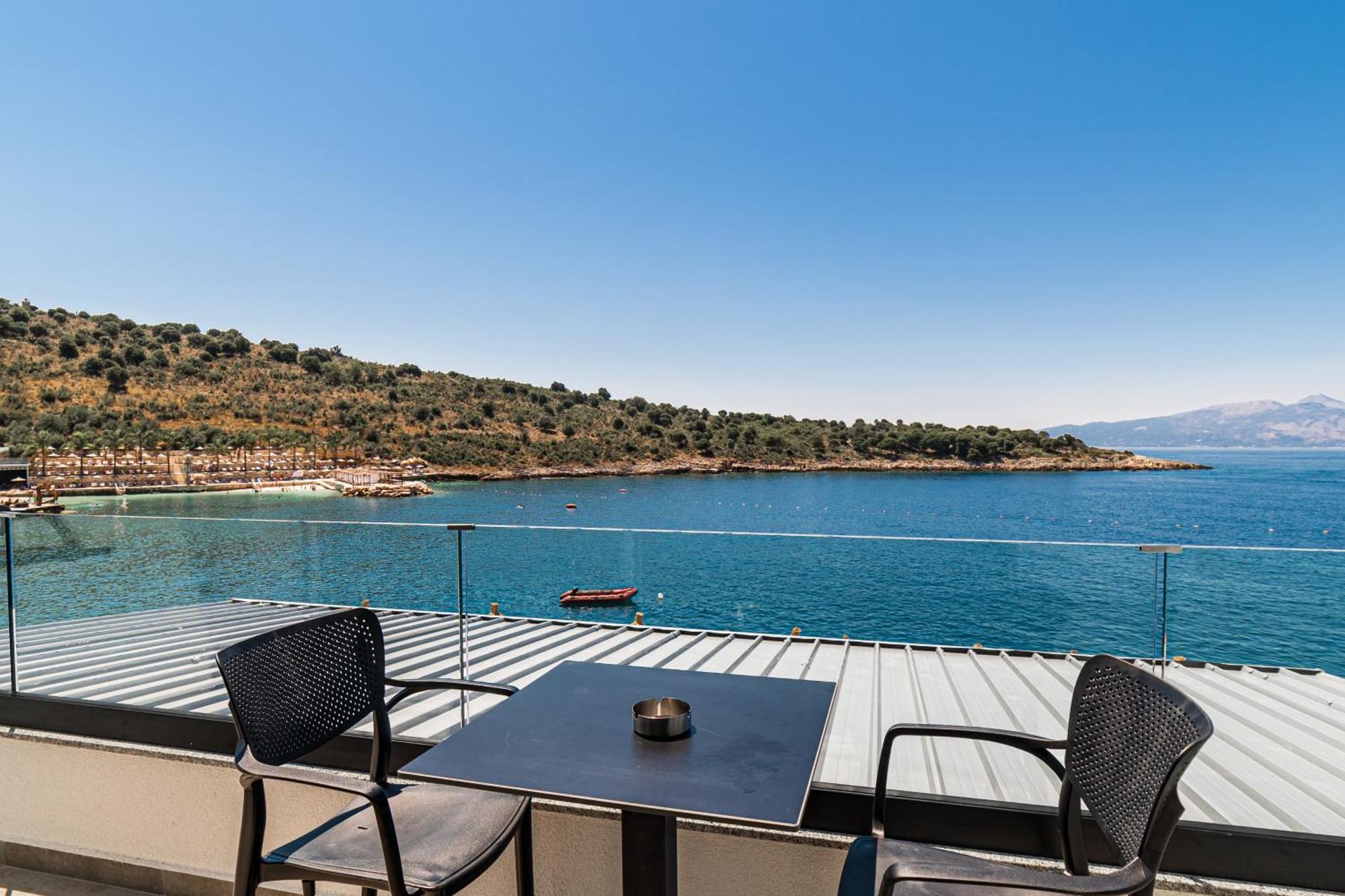 Lluka Sea Side * Sarandë
