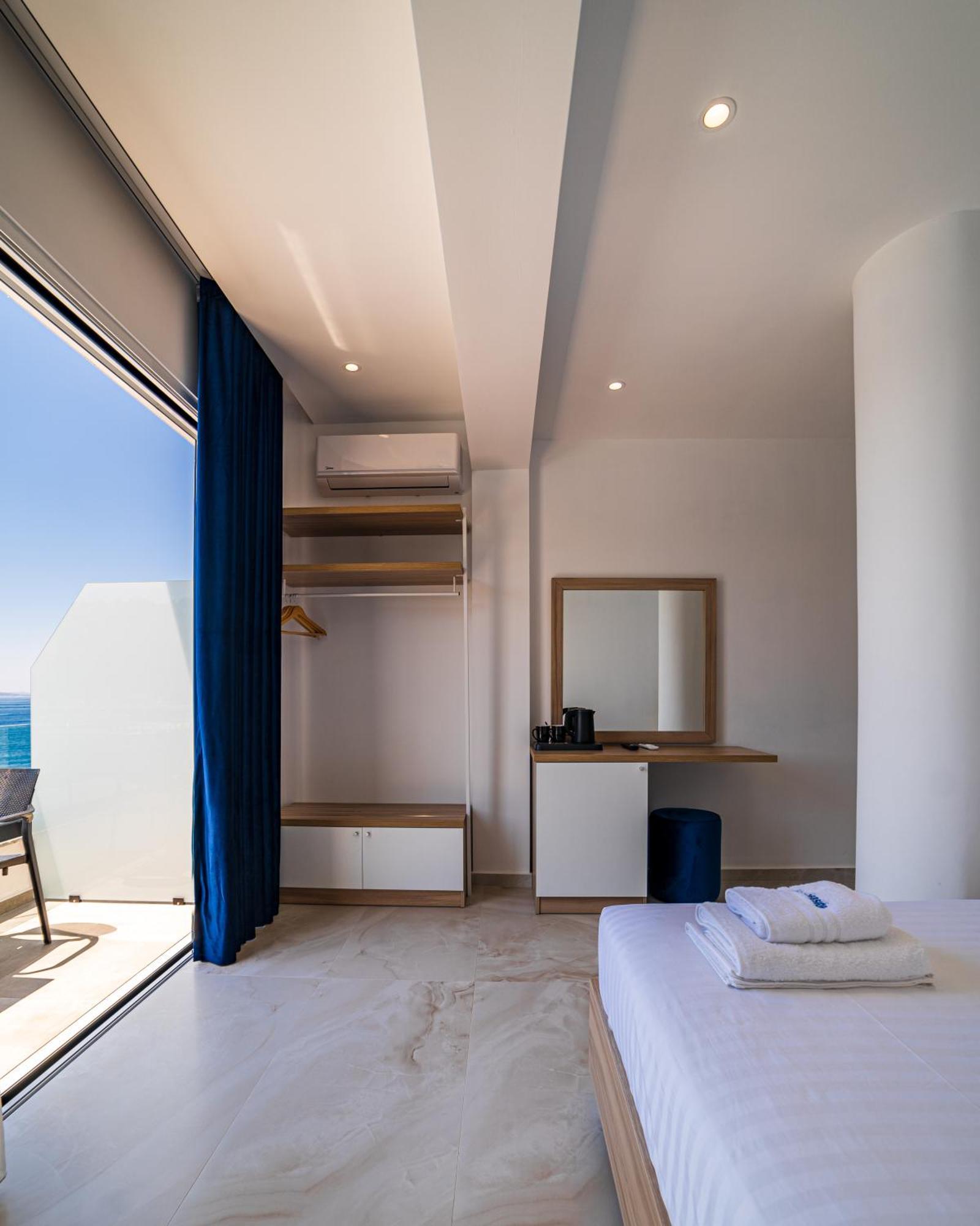 Lluka Sea Side Hotel Sarandë
